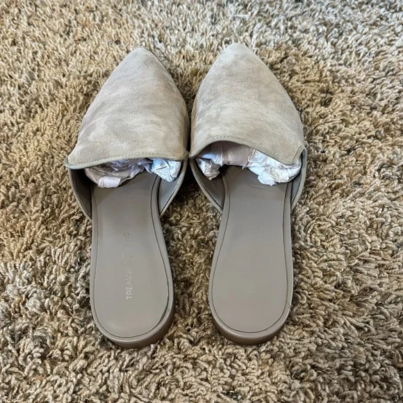 Treasure & Bond Slip On Flats In Taupe Suede - Picture 5 of 10